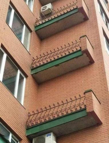 balcony