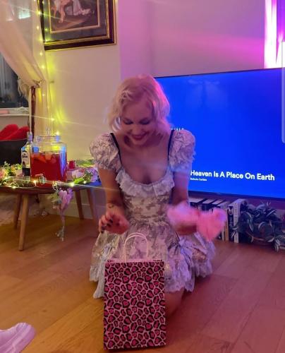 9f813b76-ade4-4f19-92bf-35f9140c56da