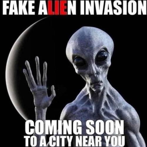 AliensVisit
