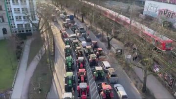 GFDu-xAagAAR3gQ