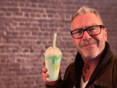 819450EE-8E34-41A3-AF3D-3675925222EB