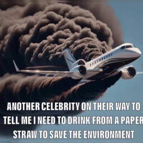 InstaFit_170778507582035063246831831533