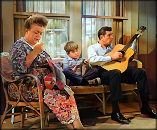 Andy Griffith - Aunt Bee Opie Andy Relaxing