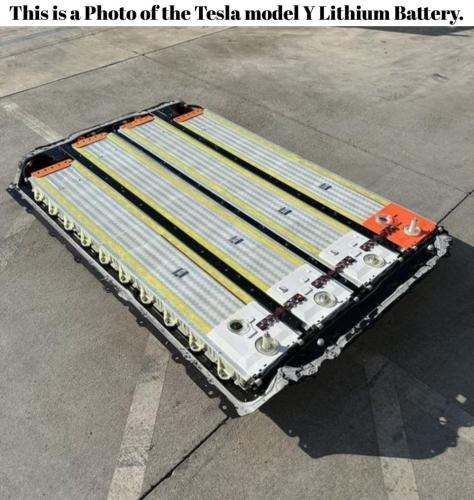 Photo of the Tesla model Y Lithium battery.