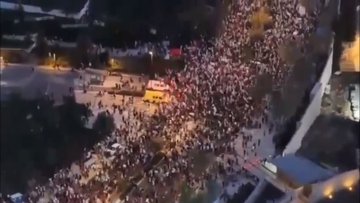 GKBs7B_agAAjdBs
