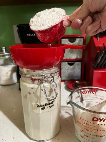 946B08E2-EB44-48EF-AF04-717AB52A083E