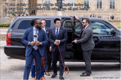 k9qn1ljtnlrtetvips4m_800[1]