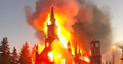 canada fires churchs