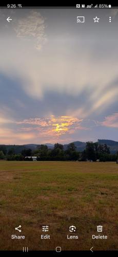 Screenshot_20240515_092633_Photos