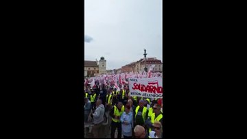 GNVONDabAAAqZFk