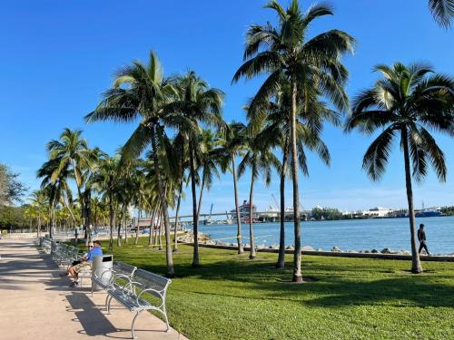 a0d2c34d-c7de-4a3f-bda7-e26a8fde2459