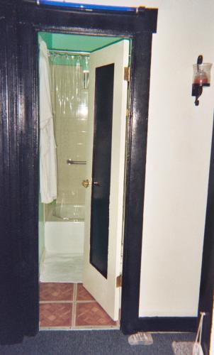 Home Bathroom Entry