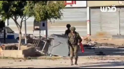 GWGYULFbkAAVoPi
