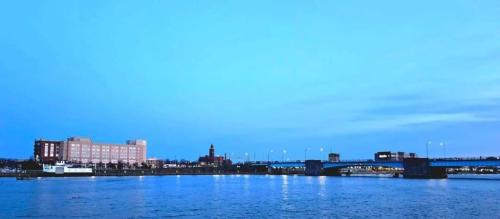 de7824f2-50da-482e-bcd7-2ded60e0fba1