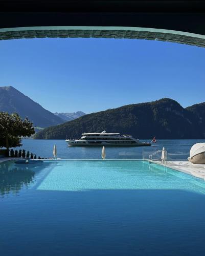 Tumblr_l_461470338030575