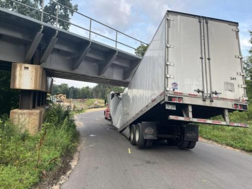CG-TRUCK-HITS-BRIDGE-2-768x576