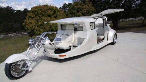 one-off-harley-davidson-limobike-is-the-mullet-of-all-hybrids_1