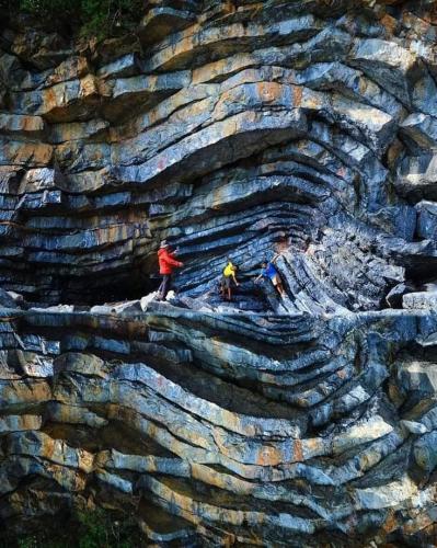 382b9893-7be5-41e6-b866-c3bb0c9225bb