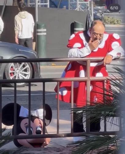 5D1BDC03-093F-4C63-B578-9D598DBE8BDF