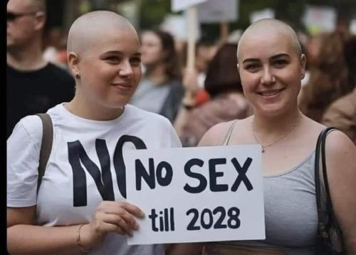 dd7da7a3-fa0f-4660-809b-e5dee3608b41