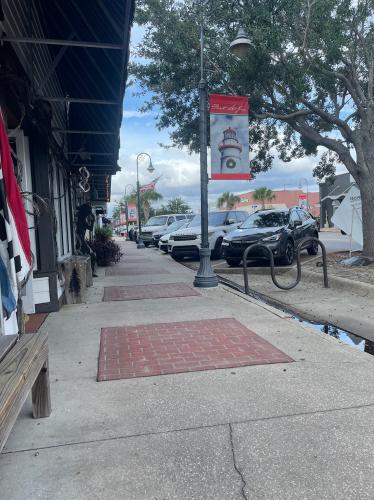 D63B6F59-8B18-4074-9401-CBB8838CFC03