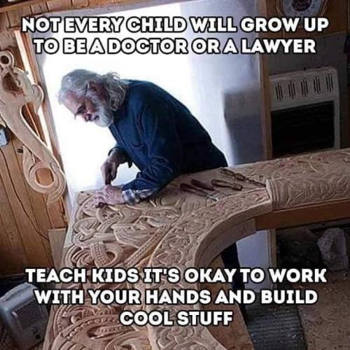 EBA7D46A-550F-4DB1-AEEC-5EA96DE95DA1