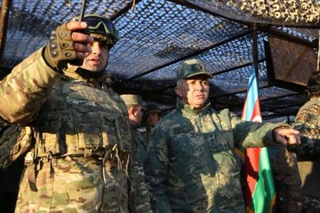 GdhKcZ1XAAARMa-