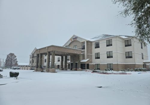 Screenshot_20250121-111906_Messages