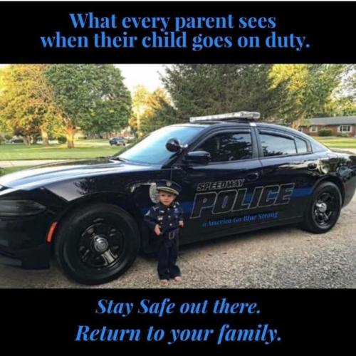 CF69DBAE-E6FA-48A4-9BE5-CED220DB2928