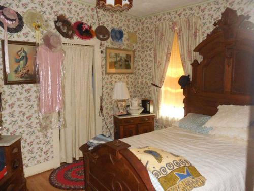 The Octagon House, Fond du Lac WI 5