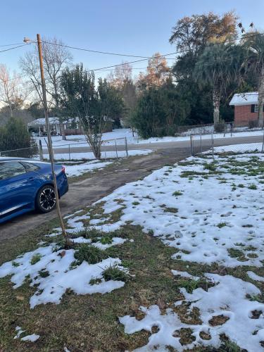 AFA7A3E4-4B8A-4BA8-BDCD-DE0D0D508DA3