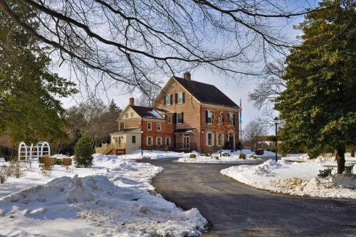 Woodburn Mansion, Dover DE 1