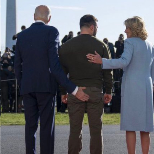 biden-zelensky-side-side~2