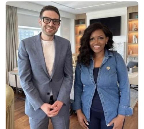 18:22:46 GMT-0400 (Eastern Daylight Time).image