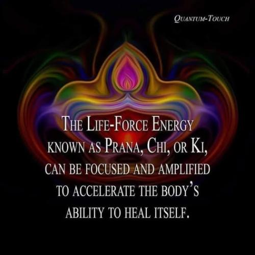 ,                GAkHyqHWIAACt_p