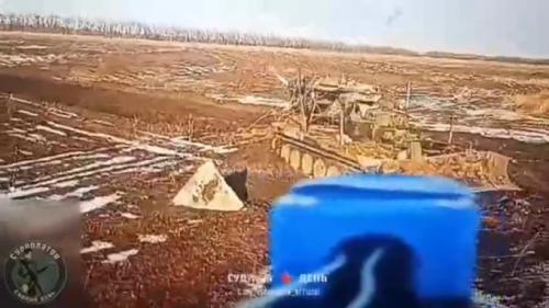 Gmbwxxja8AEDN5E