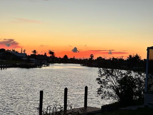 14F00595-119B-4A23-BAAE-9785EED0E061