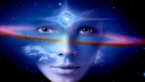 ,                GAkHyqHWIAACt_p