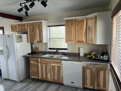 CBE79291-2070-4BA3-B9C3-FA8E8FDF7A1E