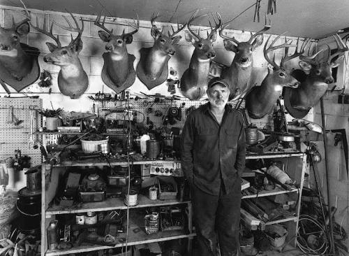 Larry-in-Garage,-04
