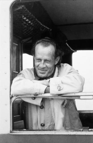 .       407158612_72510079949..