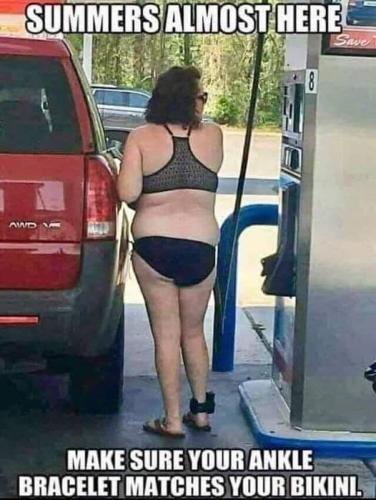 DFACC312-9E29-4702-8305-20E402E058DF