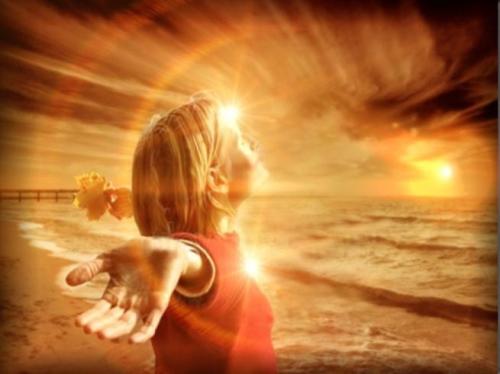 ,                GAkHyqHWIAACt_p