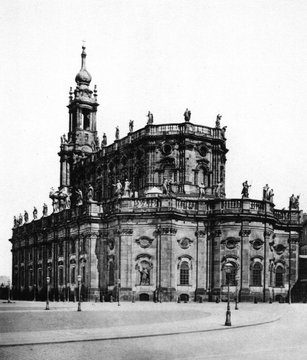 GomEnCHWQAAVirX
