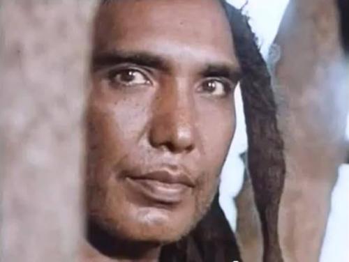 ,      ,             BdX7M1JO