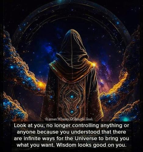 ,                GAkHyqHWIAACt_p