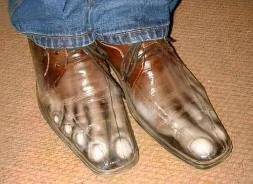 677f98b6e8bdc_random-funny-cursed-images