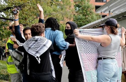 BIG MIDEASTERN OIL MONEY 666