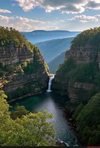 55ea54144b6ad2fc8c211a0c721b5c7d8b641179ff6e1157ab4d5bdff95dfa65_1