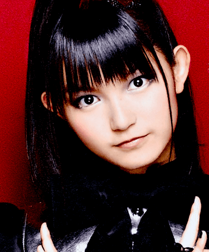 suzuka-nakamoto-df3a6a6d-44ea-46ce-bf61-6e1a0e80590-resize-750~2